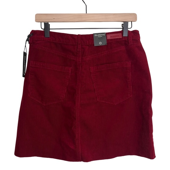 HP 🎉 NWT BLANKNYC Burgundy Cherry Red Corduroy Raw Hem Mini Skirt - Picture 2 of 8